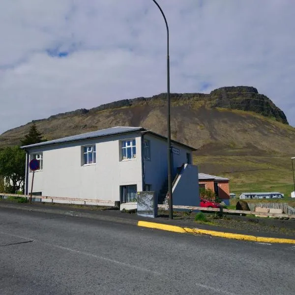 Grund in Ólafsvík, hótel á Hellnum