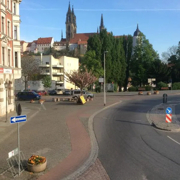 Apartments at Old Town Bridge Altstadt, Elbestrand, Fahrradweg, Schiffsanleger, hotel in Meißen