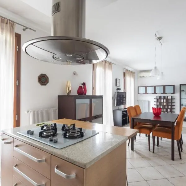 Sunrise Apartment Venice、マルゲーラのホテル