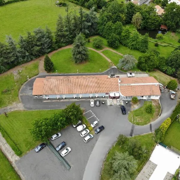 Domaine du Bocage, hotel in Saint-André-Goule-dʼOie