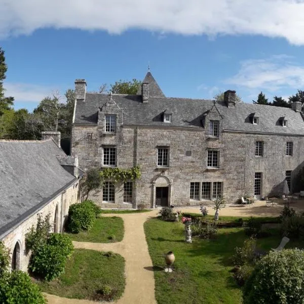 Manoir du Moustoir - Hôtel Les Empreintes, hótel í Kermorvan