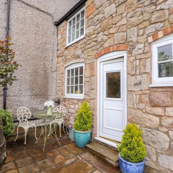 Woodland Cottage, hotel in Llangollen