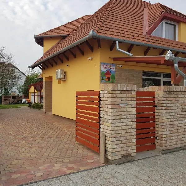 Aranyhal Apartman, hotel v destinaci Hévíz
