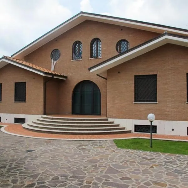 Villa Smeraldo Roma, hotel v destinácii Infernetto