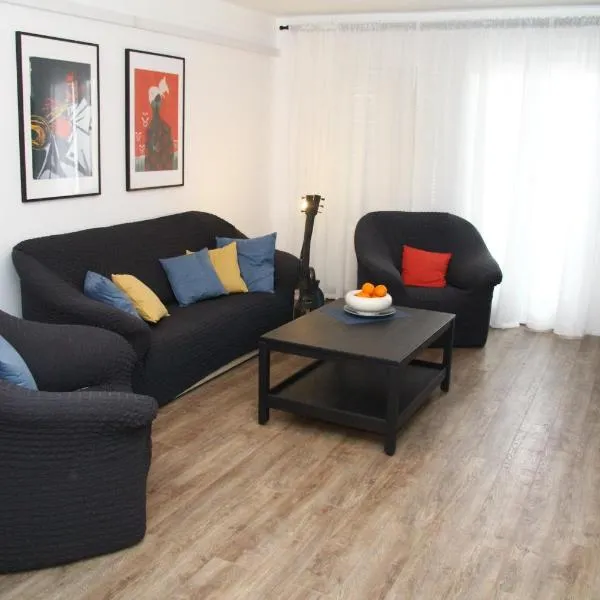 Apartment TOMO Sv. Filip i Jakov, מלון בסבטי פיליפ אי ג'קוב