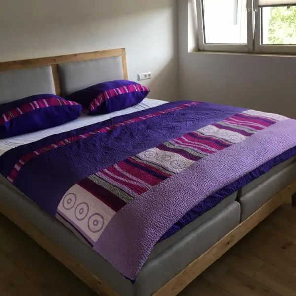 Ferienwohnung Reh, hotel v destinaci Bad Rappenau