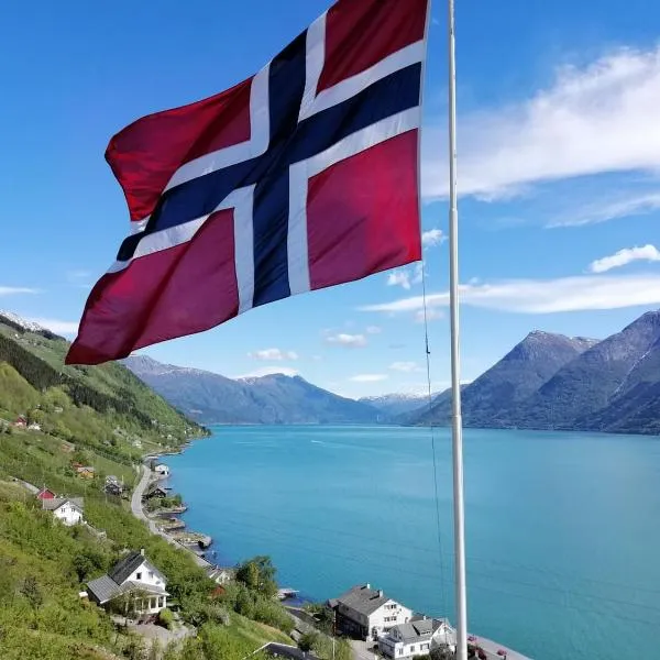 Fjord House, hotel di Kinsarvik