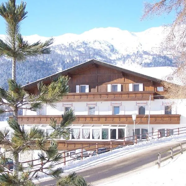 Hotel Etschquelle, hotel a Resia