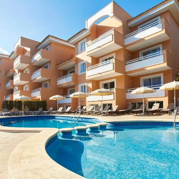 Universal Apartamentos Laguna Garden, hotel v destinaci Canyamel