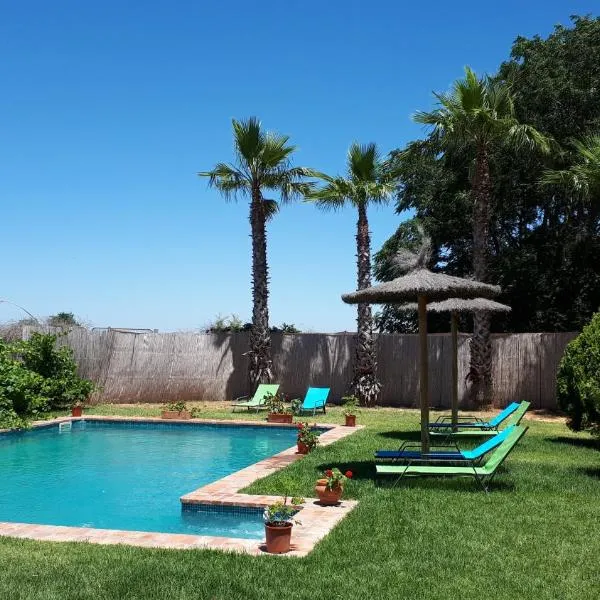 Cortijo Santa Clara, hotel v destinaci Carmona