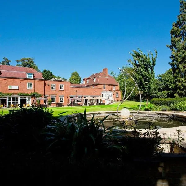 The Pinewood Hotel, hotel en Slough