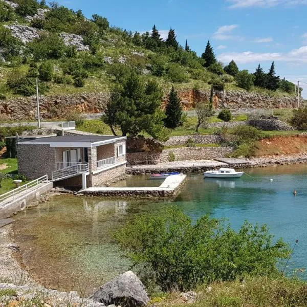 Kuća za odmor Jelena, Hotel in Starigrad-Paklenica