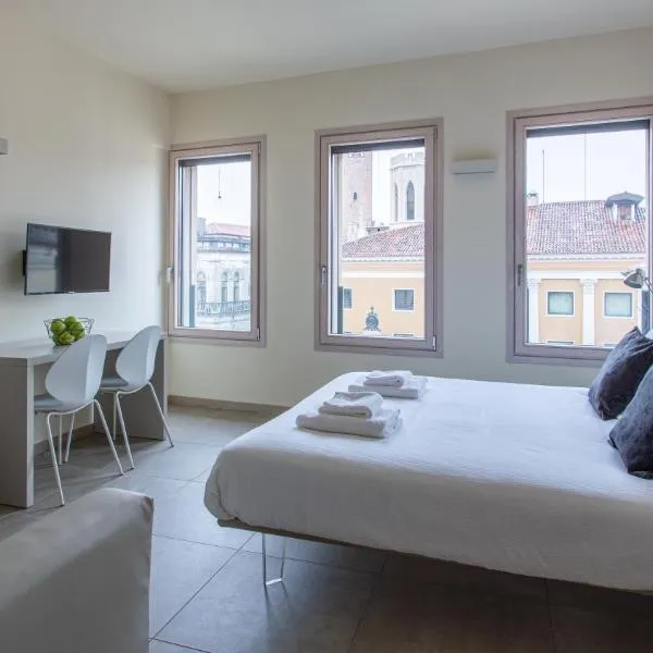 Erïk Langer Pedrocchi Suites, hotel v destinaci Padova