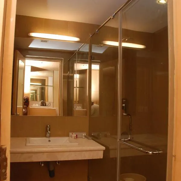 PLA Krishna Inn photo 2