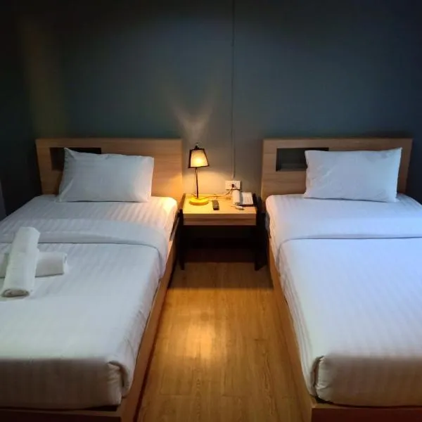 บ้านเลขที่ 3, hotel v destinaci Phitsanulok