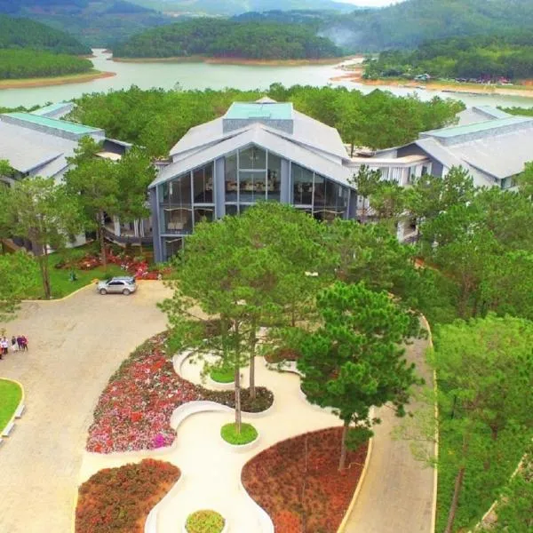 Terracotta Hotel & Resort Dalat – hotel w mieście Da Lat