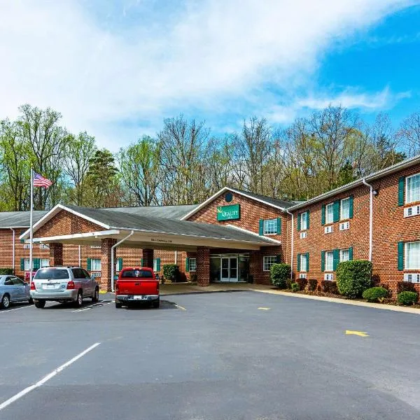 Quality Inn Burkeville Hwy 360& 460, hotel in Farmville