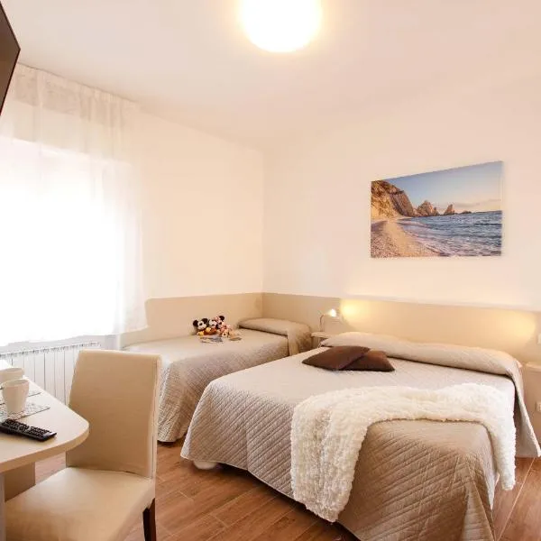 Affittacamere da Sabri, hotel v destinaci Numana