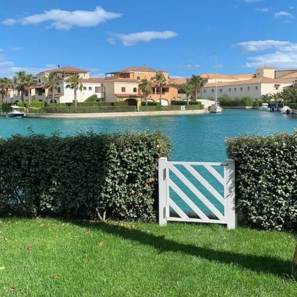 Spettacolare appartamento vista mare Marinagri Resort Luxury apartment sea view – hotel w mieście Policoro