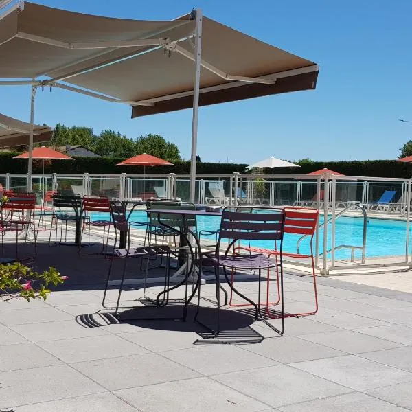 ibis Styles Arles Palais des Congrès、アルルのホテル