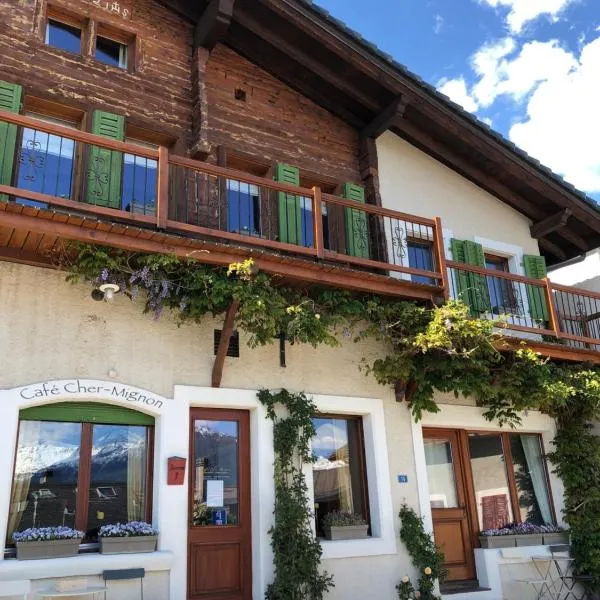 Café Cher-Mignon et Chambres d'hôtes, hotel di Chermignon-dʼen Haut