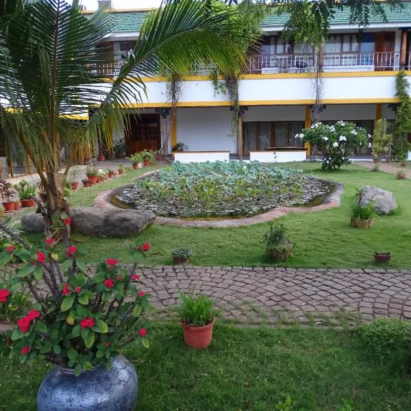 Nalla Eco Beach Resort, hotell sihtkohas Pondicherry