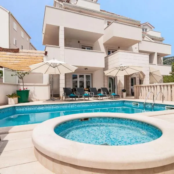 Villa Juraj, hotel v destinaci Bol