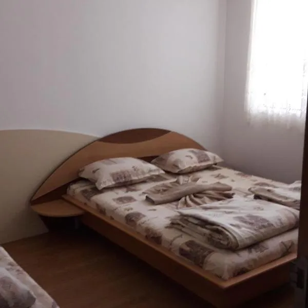Sea Bedroom Apartments、ネセバルのホテル