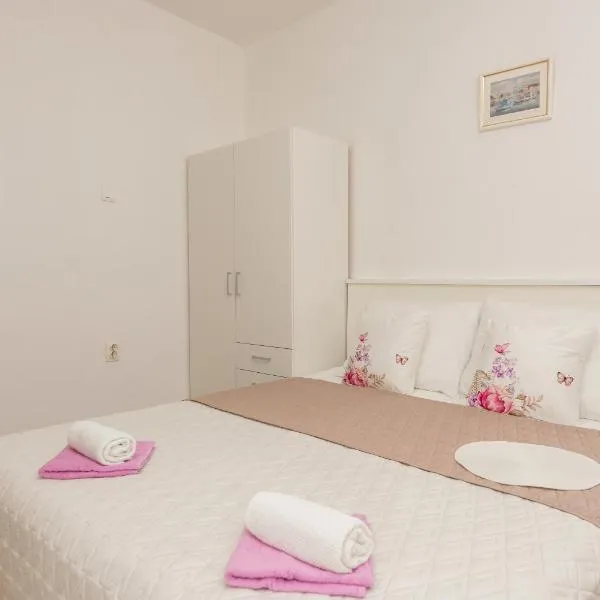 Apartmani Sol, hotel v destinaci Makarska