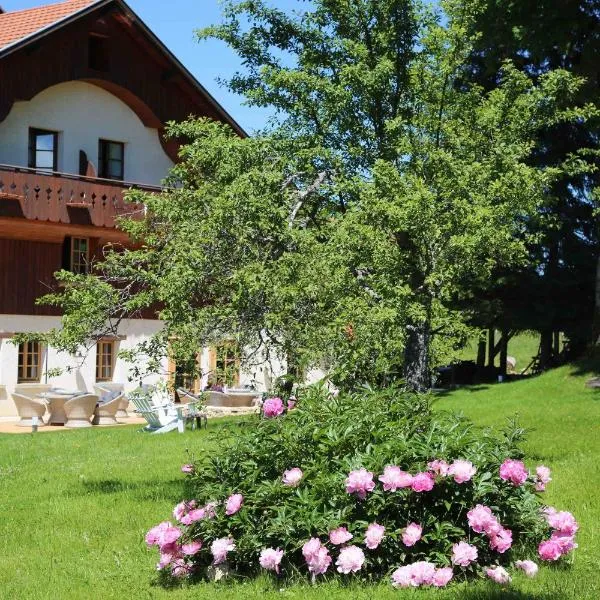 Le Tillau, hotel en Les Verrières-de-Joux