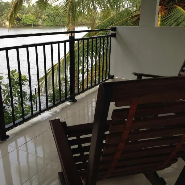 Lake Life Villa, hotel u gradu 'Ambalangoda'