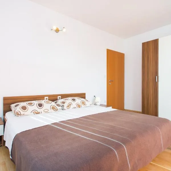 Adria Punat Apartments, hotel Punatban