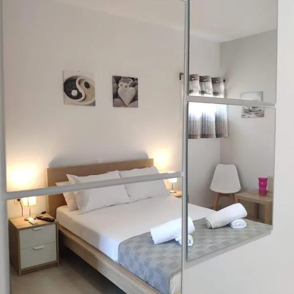 Neva Apartments by the Beach, hotel v destinaci Makrigialos