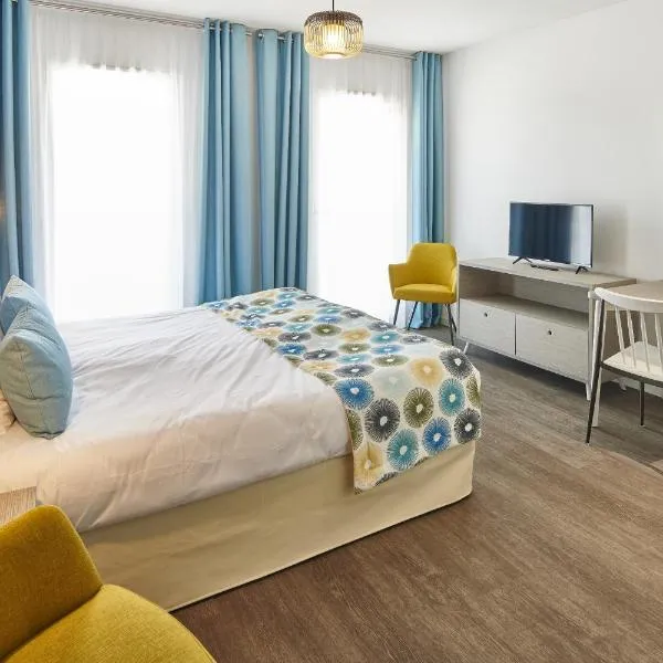 Résidence Vacances Bleues Les Coteaux de Jonzac, hotel v destinaci Jonzac