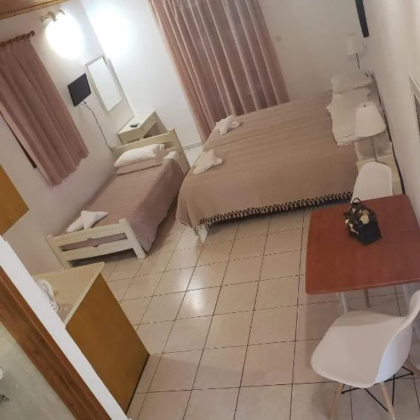 Marketos Apartments, hotel en Svoronata