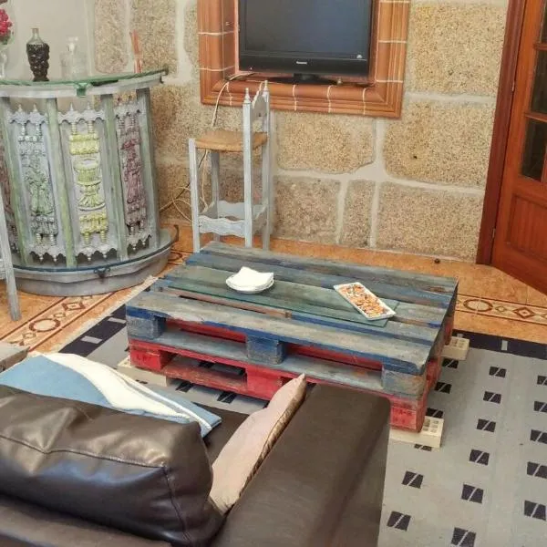 Apartamento RIAREVOLTA, hotel Noallában