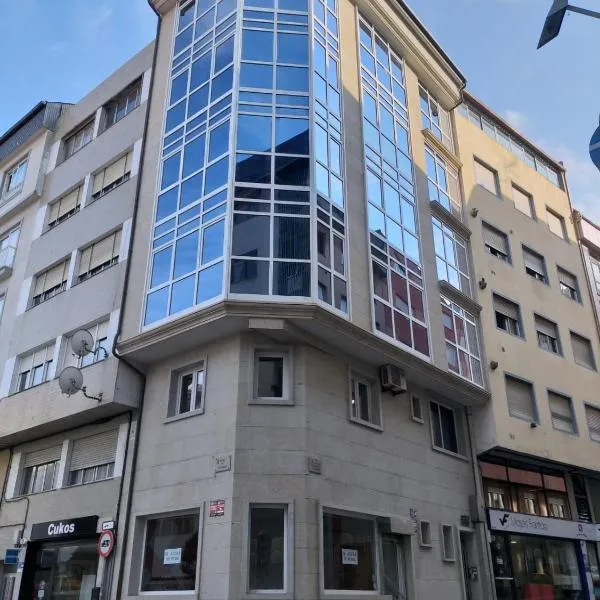 Apartamento en Ribeira(centro) 3* planta, готель у місті Entrerrios