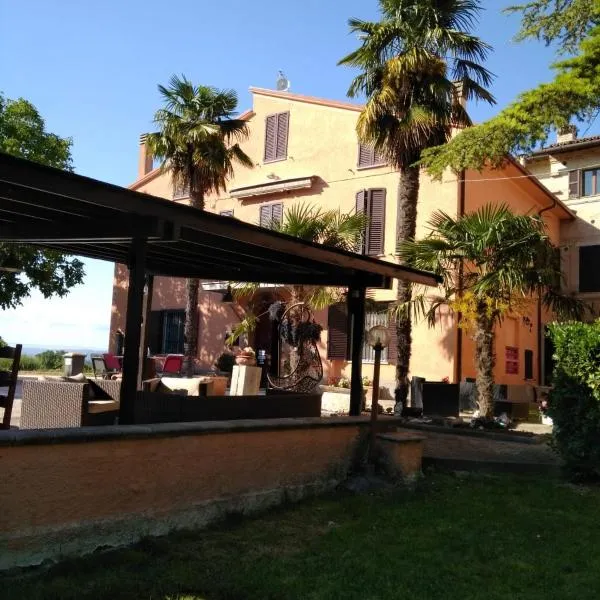 B&B Dell'Annunziata、ベヴァーニャのホテル