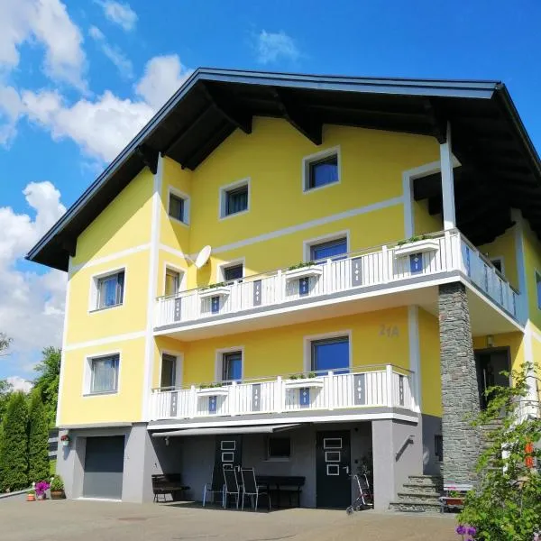 Haus Staubmann Nähe Red Bull Ring Murtal Spielberg, hotel v destinaci Rattenberg