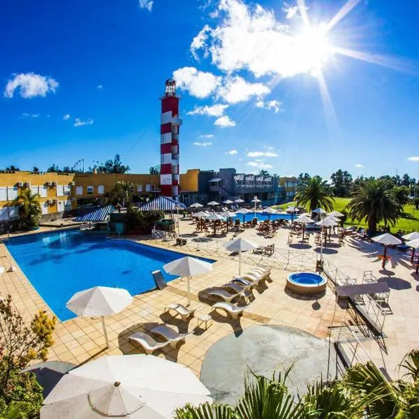 Marina del Faro Resort、テルマス・デ・リオ・オンドのホテル
