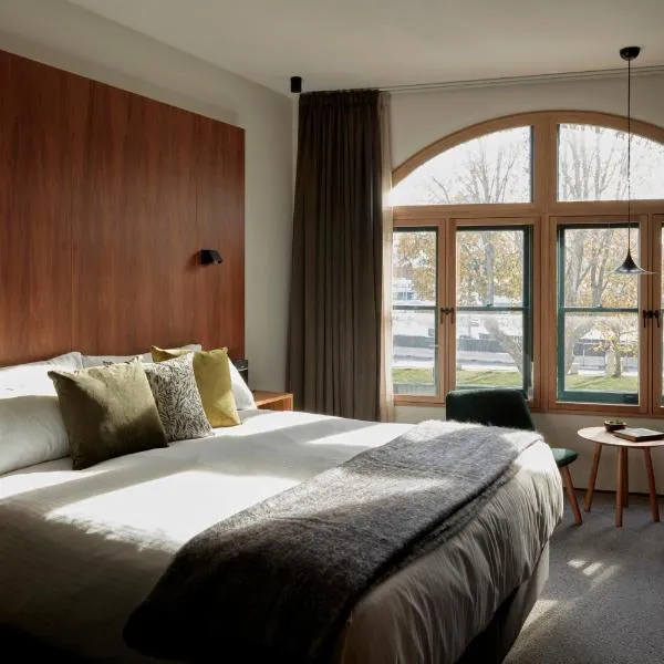 Moss Hotel、ホバートのホテル