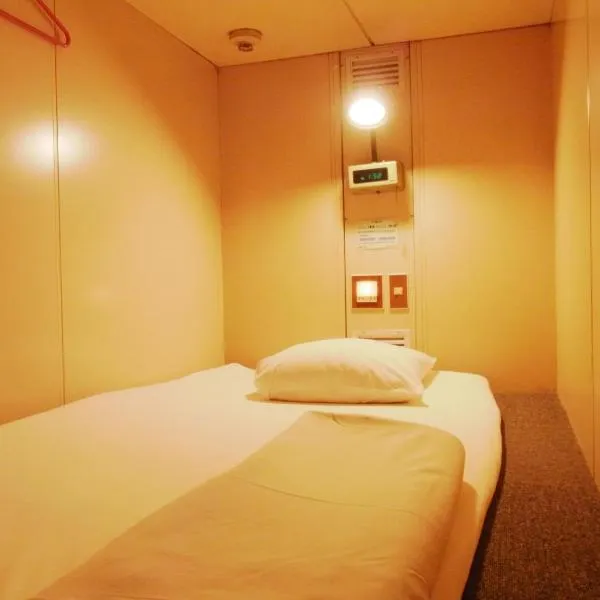 Capsule Hotel Block Room, hotel v Tokiu