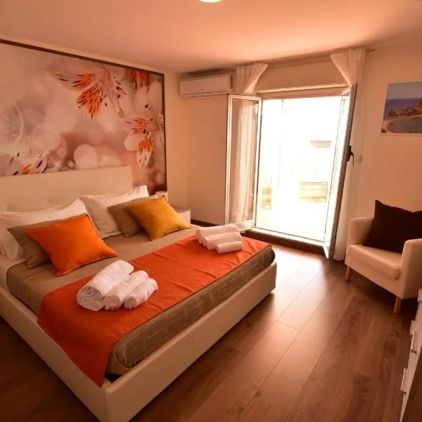 La Petite Maison, hotel v destinaci Aci Castello