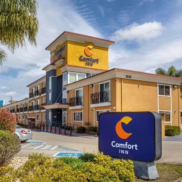 Comfort Inn Castro Valley، فندق في كاسترو فالي