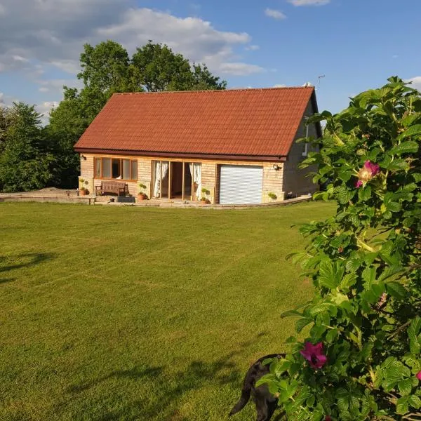 Highcroft House, hotel in Broughton Gifford