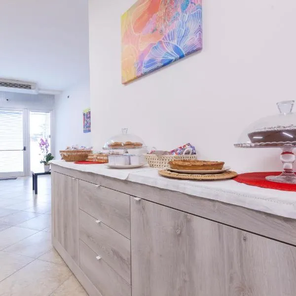 Lupomonaco Rooms, hotel em Veglie