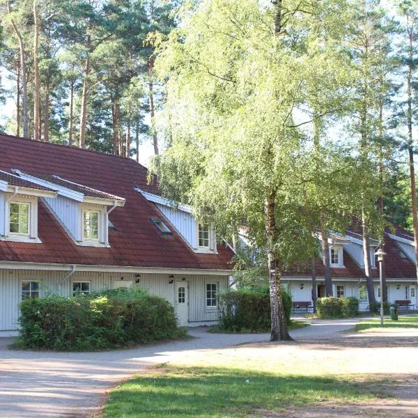 martas Gästehäuser Groß Väter See, hotel v destinaci Templin