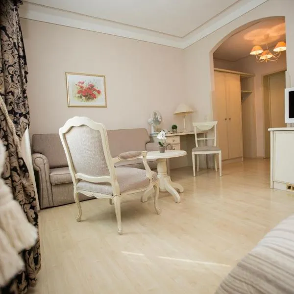 Hotel Burghof, hotel v destinaci Hof