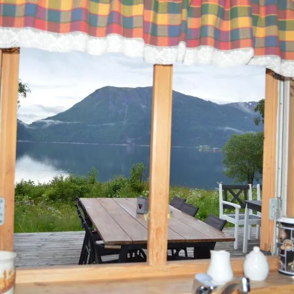 Sunndalsfjord Cottages Fredsvik Meisalstranda 455,506 og 508, hotel v destinaci Sunndalsora