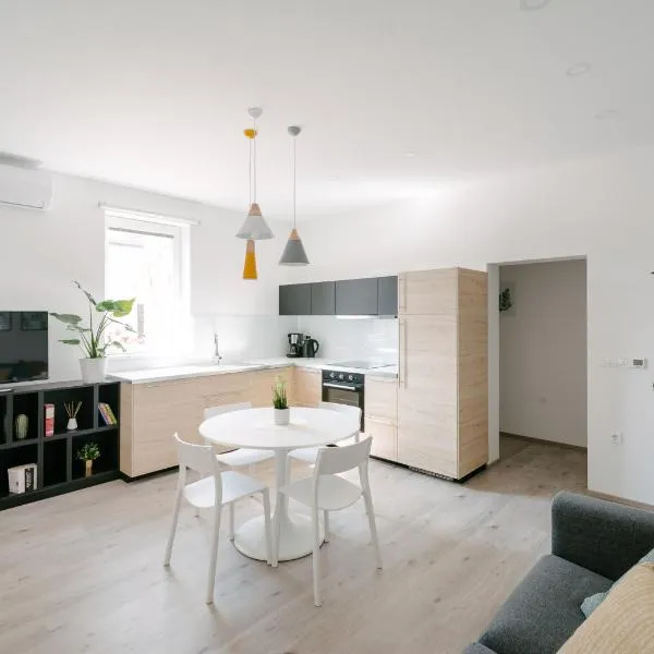 Apartment Fresh - Parking included, hotel v destinaci Izola